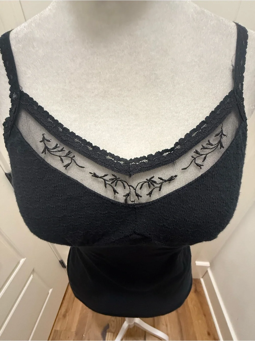 Free People. Black Cotton Lace/Pointelle Cami Tank. Size Small.